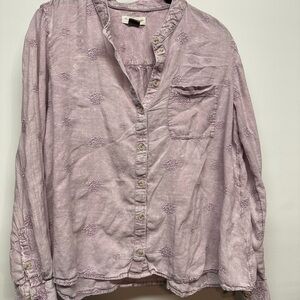 Women's Lavender Button-Up Top